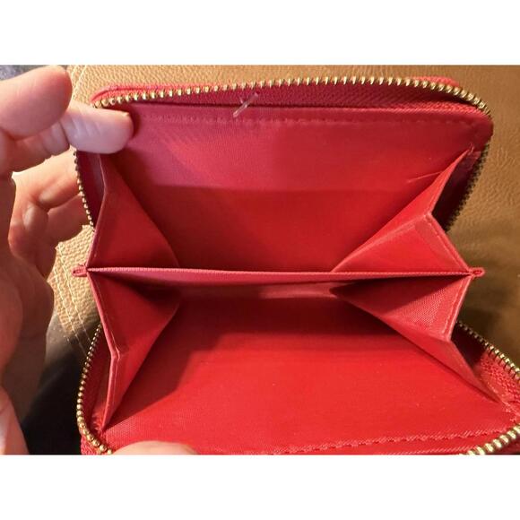 Badgley Mischka Red Textured Wallet with Gold Accent Logo - Picture 4 of 7